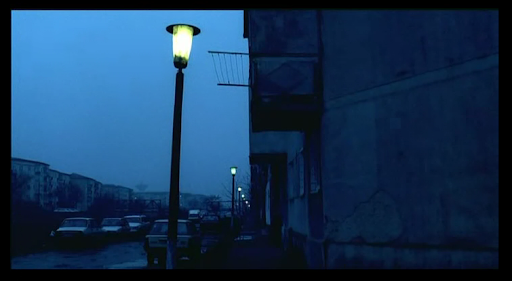 Cena do filme Ao Leste de Bucareste